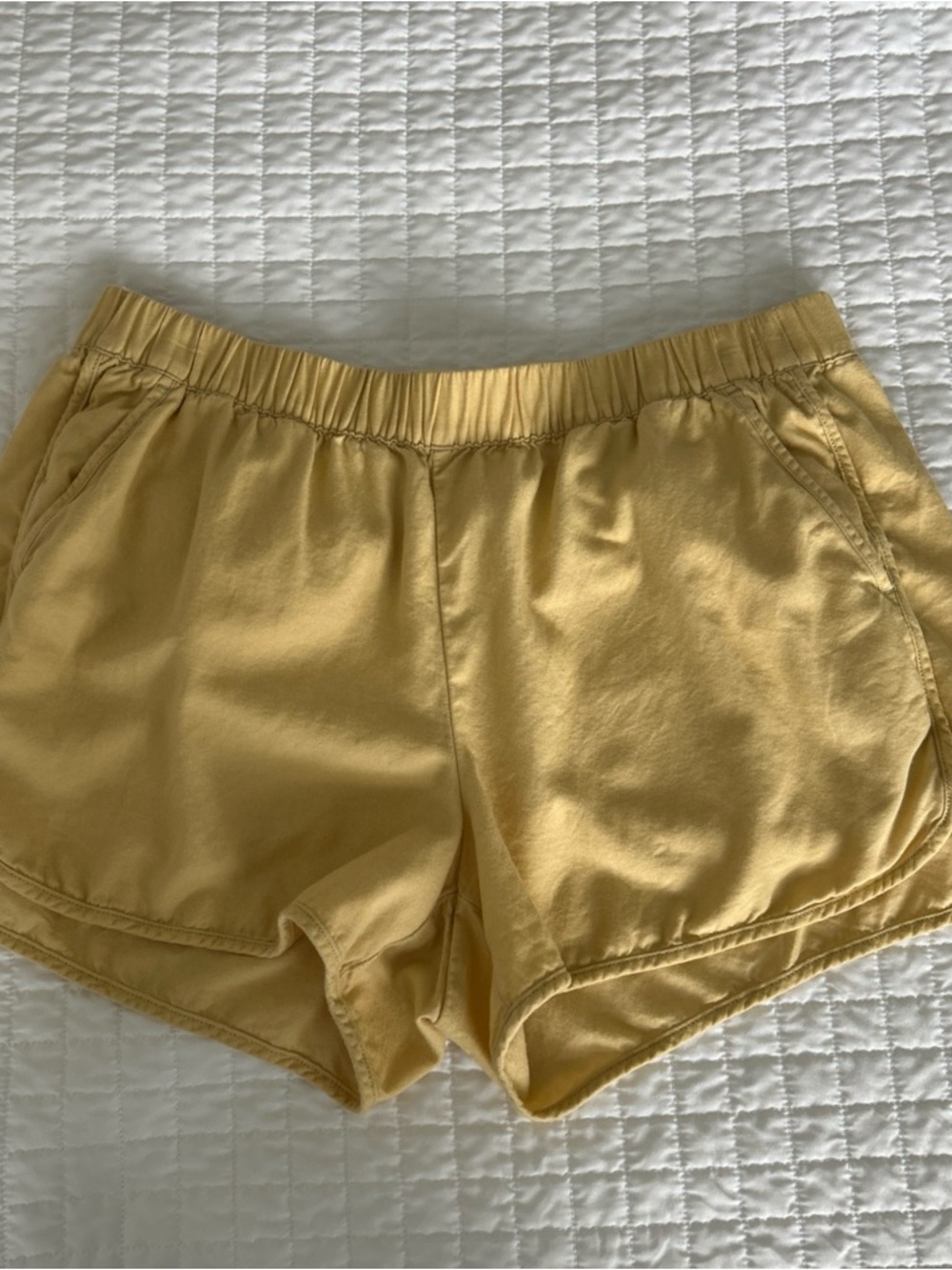 Madewell Women’s Pull-On Shorts
Light Straw
Medium - Picture 5 of 16